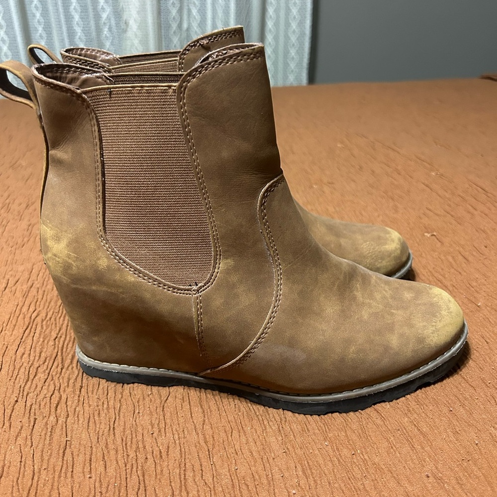 Women's Brown Ankle Boots